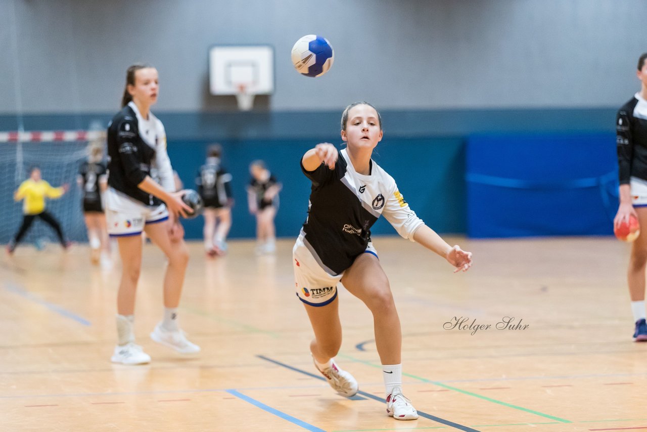 Bild 67 - wCJ HC Quickborn - TuS Esingen : Ergebnis: 40:23